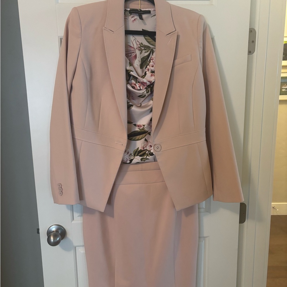 White House Black Market Pink Floral Cowl Neck Blouse - Picture 7 of 8